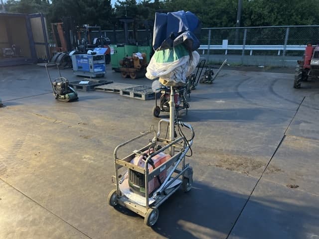 Floodlight — Auction (lot 8457-23807)
