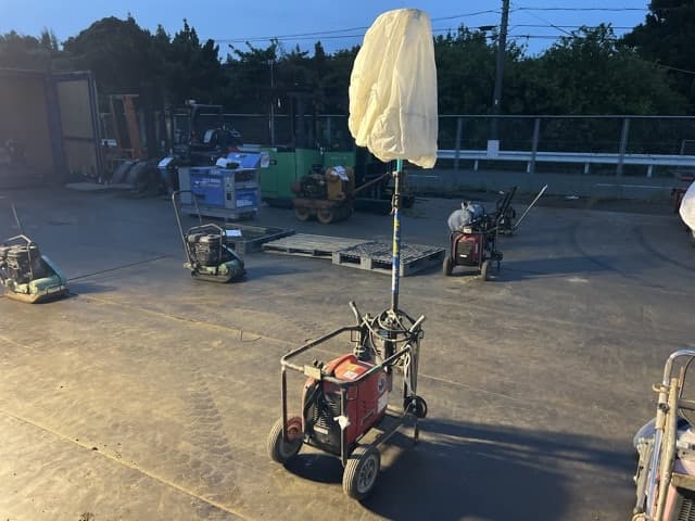 Floodlight — Auction (lot 8457-23808)