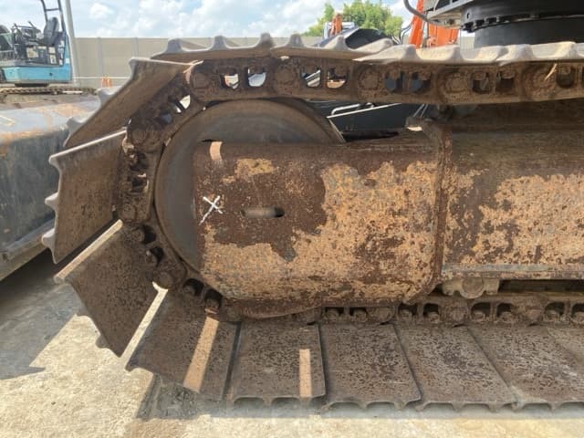 EXCAVATOR — Auction (lot 8457-24)