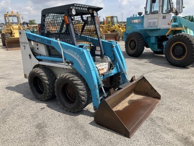 SKID STEER LOADER — Auction (lot 8457-241)
