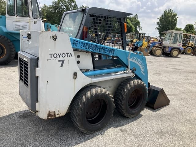 SKID STEER LOADER — Auction (lot 8457-241)