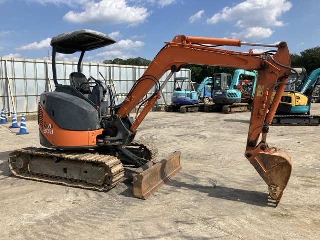 MINI EXCAVATOR — Auction (lot 8457-254)