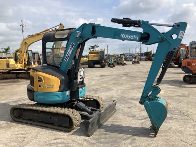 MINI EXCAVATOR — Auction (lot 8457-262)