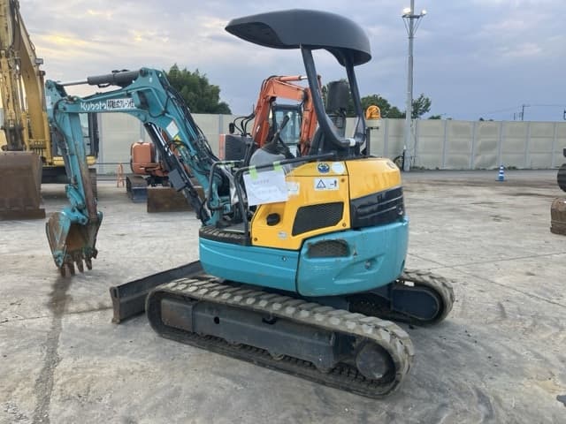 MINI EXCAVATOR — Auction (lot 8457-263)
