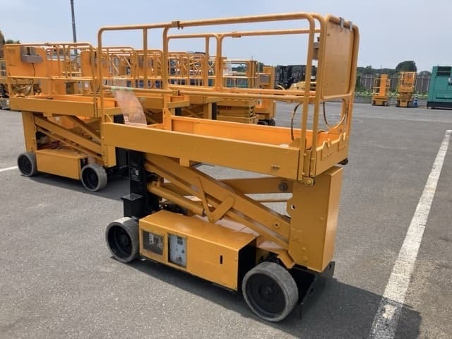 AERIAL WORK PLATFORM — Auction (lot 8457-271)