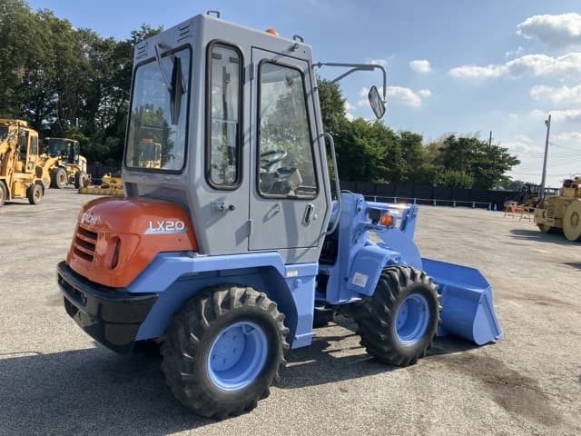 MINI WHEEL LOADER — Auction (lot 8457-274)