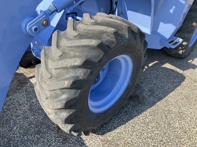 MINI WHEEL LOADER — Auction (lot 8457-274)