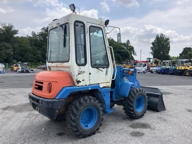MINI WHEEL LOADER — Auction (lot 8457-275)