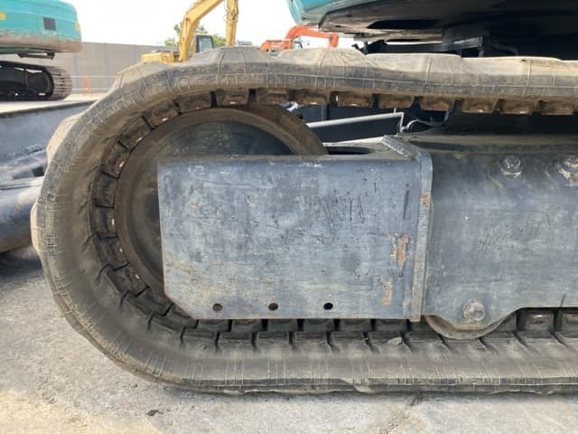 MINI EXCAVATOR — Auction (lot 8457-279)
