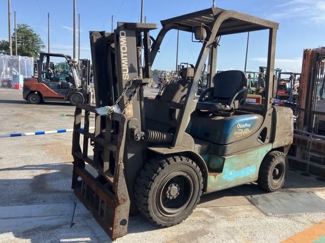 Forklift — Auction (lot 8457-2801)