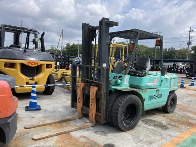 Forklift — Auction (lot 8457-2809)