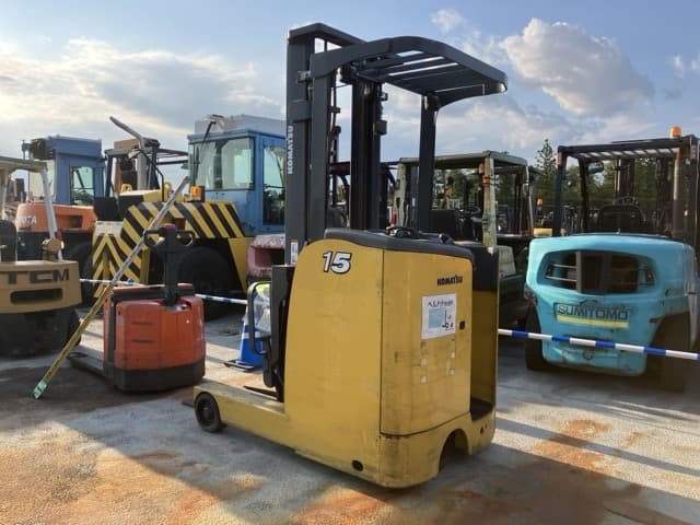 Reach Forklift — Auction (lot 8457-2811)