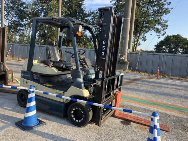 Battery Forklift — Auction (lot 8457-2813)