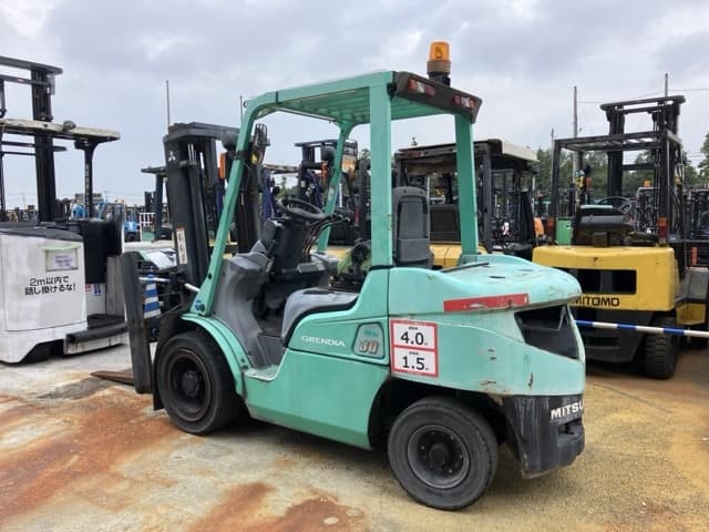 Forklift — Auction (lot 8457-2824)