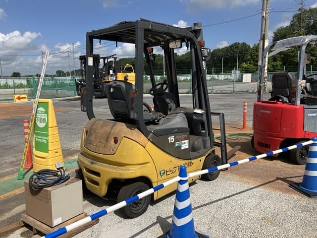 Battery Forklift — Auction (lot 8457-2825)