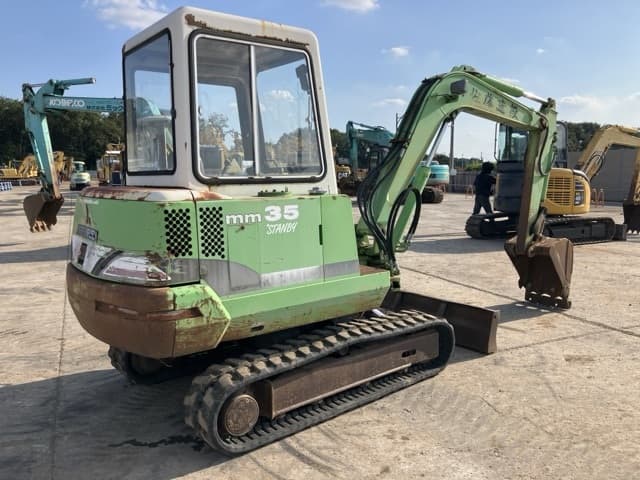 MINI EXCAVATOR — Auction (lot 8457-283)
