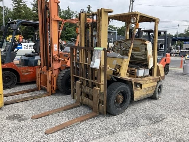 Forklift — Auction (lot 8457-2833)