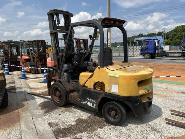 Forklift — Auction (lot 8457-2834)