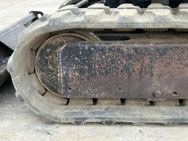 MINI EXCAVATOR — Auction (lot 8457-287)