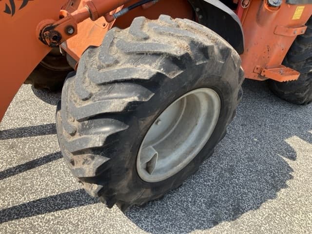 MINI WHEEL LOADER — Auction (lot 8457-297)
