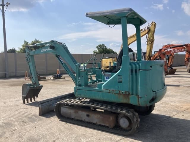 MINI EXCAVATOR — Auction (lot 8457-299)