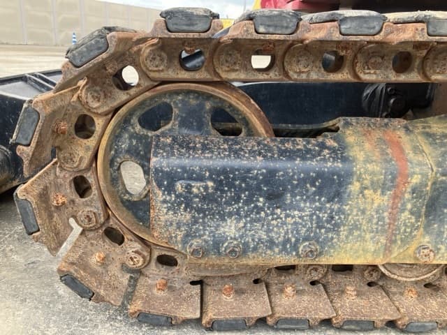 MINI EXCAVATOR — Auction (lot 8457-3)