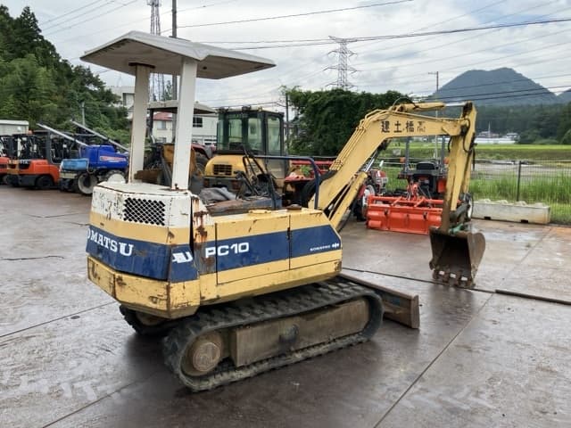 MINI EXCAVATOR — Auction (lot 8457-30002)