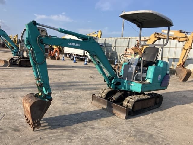 MINI EXCAVATOR — Auction (lot 8457-301)