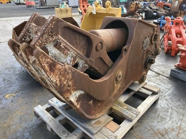 Crusher — Auction (lot 8457-3012)