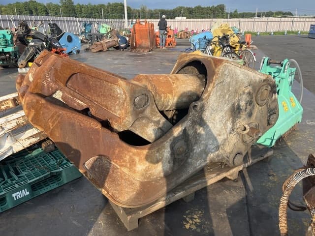 Crusher — Auction (lot 8457-3013)
