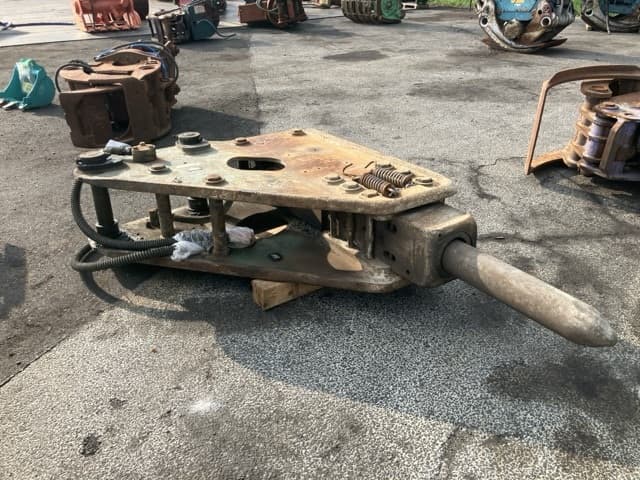 Breaker — Auction (lot 8457-3030)