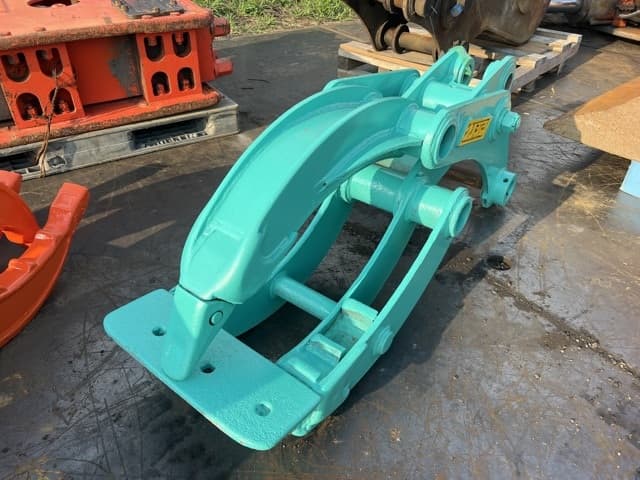 Fork — Auction (lot 8457-3033)
