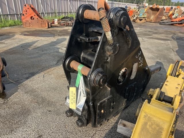 Breaker — Auction (lot 8457-3034)