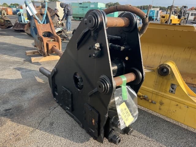 Breaker — Auction (lot 8457-3034)