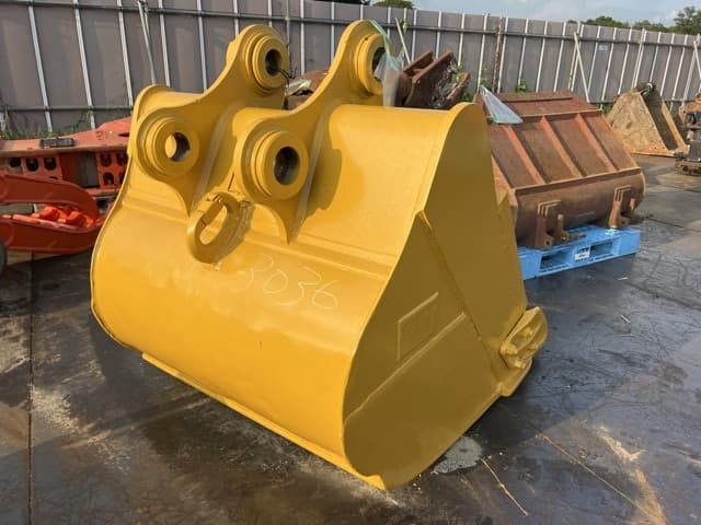 Bucket — Auction (lot 8457-3036)