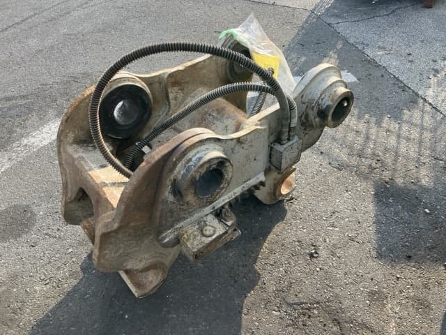 QUICK COUPLER — Auction (lot 8457-3043)