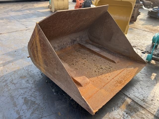 Bucket — Auction (lot 8457-3060)