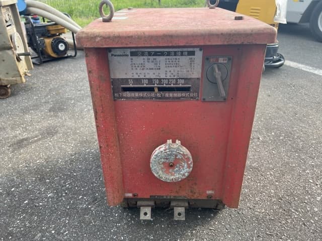 Welding Machine — Auction (lot 8457-3071)