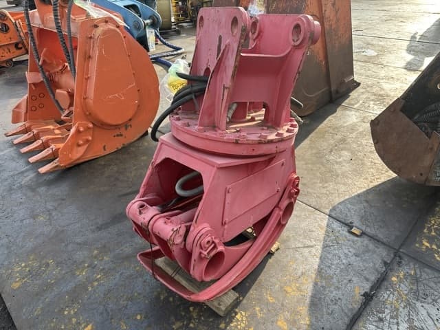 GRAPPLE — Auction (lot 8457-3072)