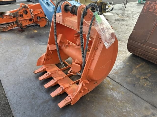 Bucket — Auction (lot 8457-3073)