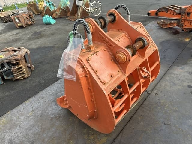 Bucket — Auction (lot 8457-3073)