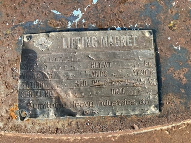 Magnet — Auction (lot 8457-3090)