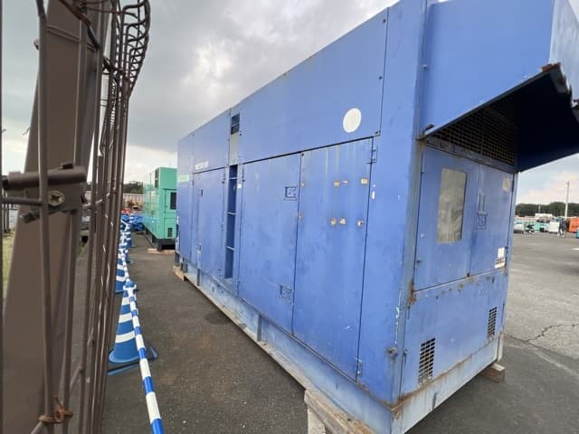 Generator — Auction (lot 8457-3096)