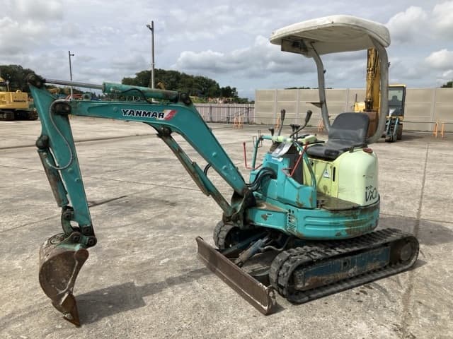 MINI EXCAVATOR — Auction (lot 8457-31)