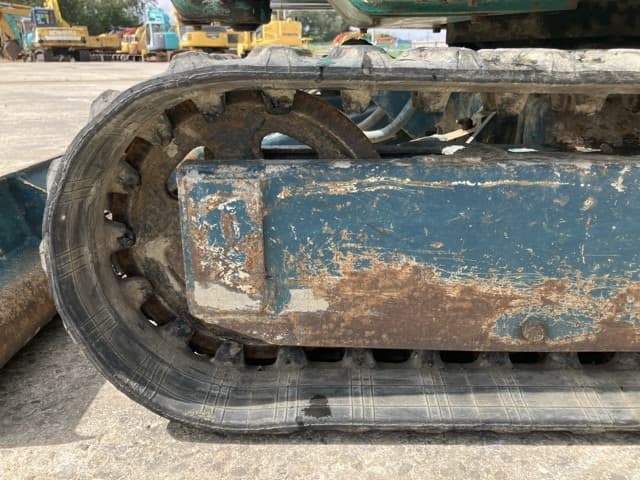 MINI EXCAVATOR — Auction (lot 8457-31)
