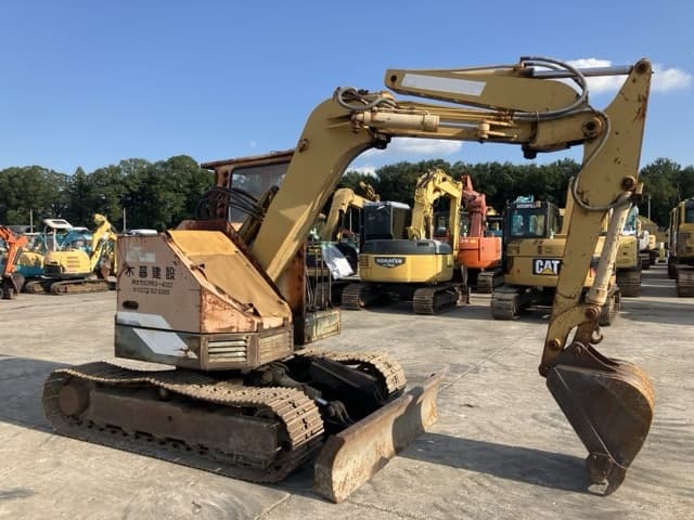 MINI EXCAVATOR — Auction (lot 8457-310)