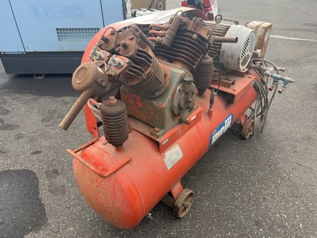 Compressor — Auction (lot 8457-3113)