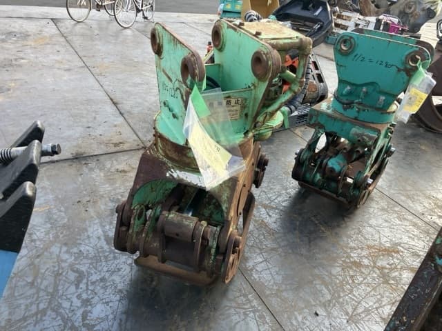 GRAPPLE — Auction (lot 8457-3123)