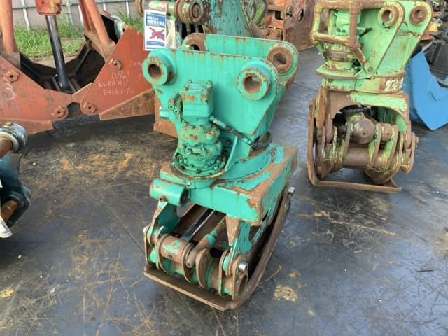 Magnet — Auction (lot 8457-3124)