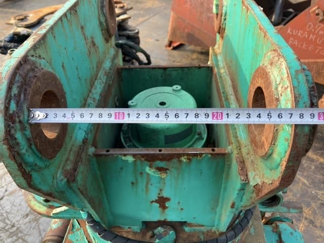 Magnet — Auction (lot 8457-3124)